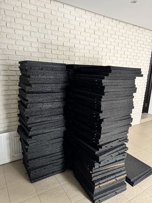 Профессиональное резиновое покрытие (плитка 30 мм)