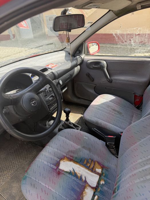 Opel combo motor izusu