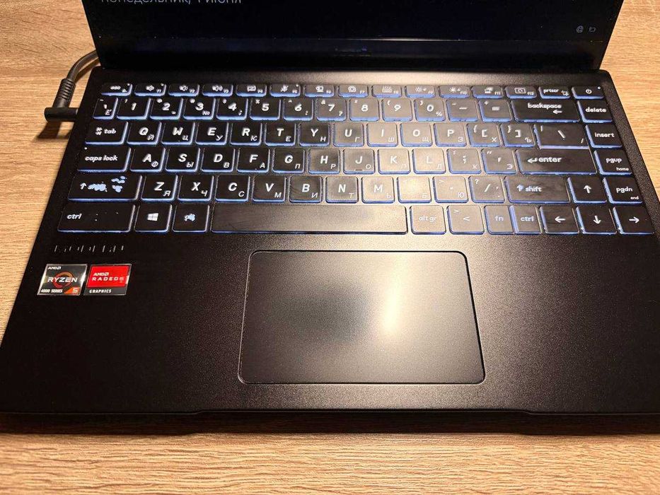 Ноутбук MSI Modern 14 B4MW Luxury Black