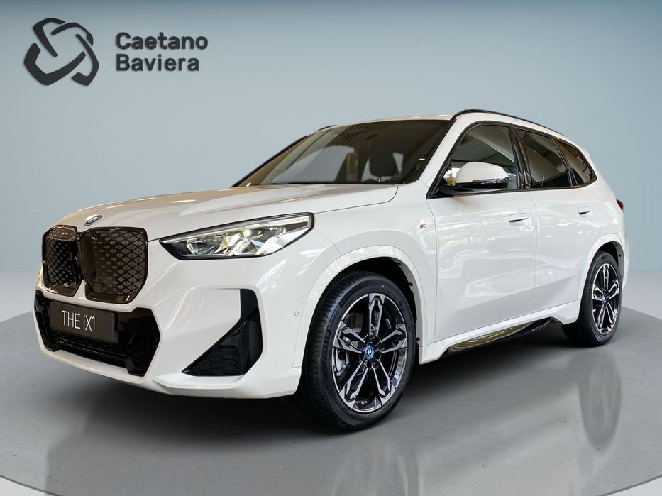 BMW iX1 xDrive30 Pack Desportivo M