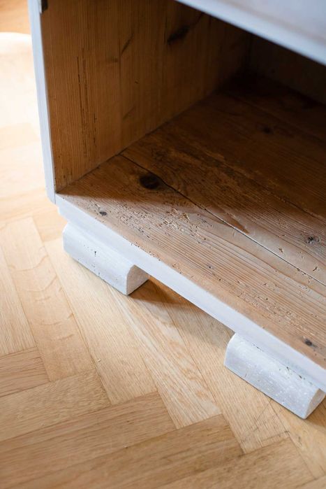 Szafka drewniana vintage, stara szafa