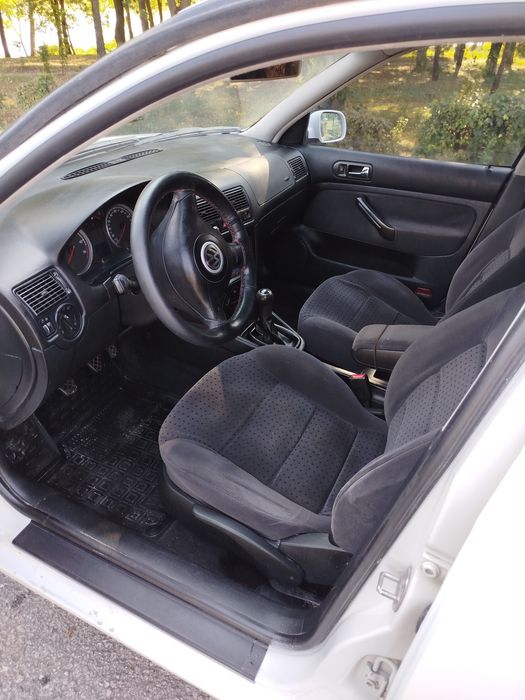 VOLKSWAGEN GOLF 2000 VIN WVWZZZ1JZYW708397 фото оголошення 10 з 10