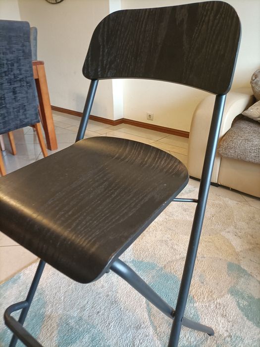 Cadeirão IKEA Franklin preta