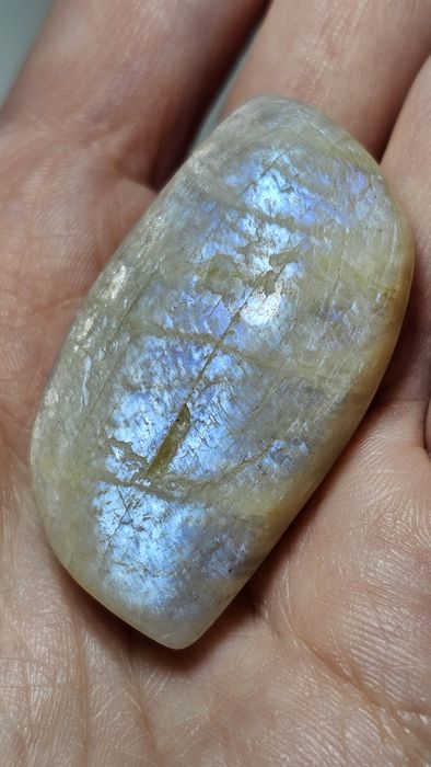 Naturalny Kamień Księżycowy – Duży Okaz 22g.