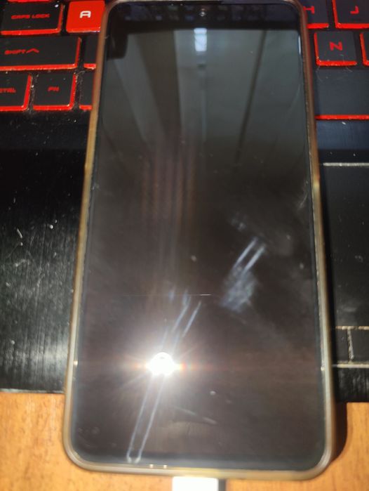 Продам 2 телефона на запчасти или восстановление