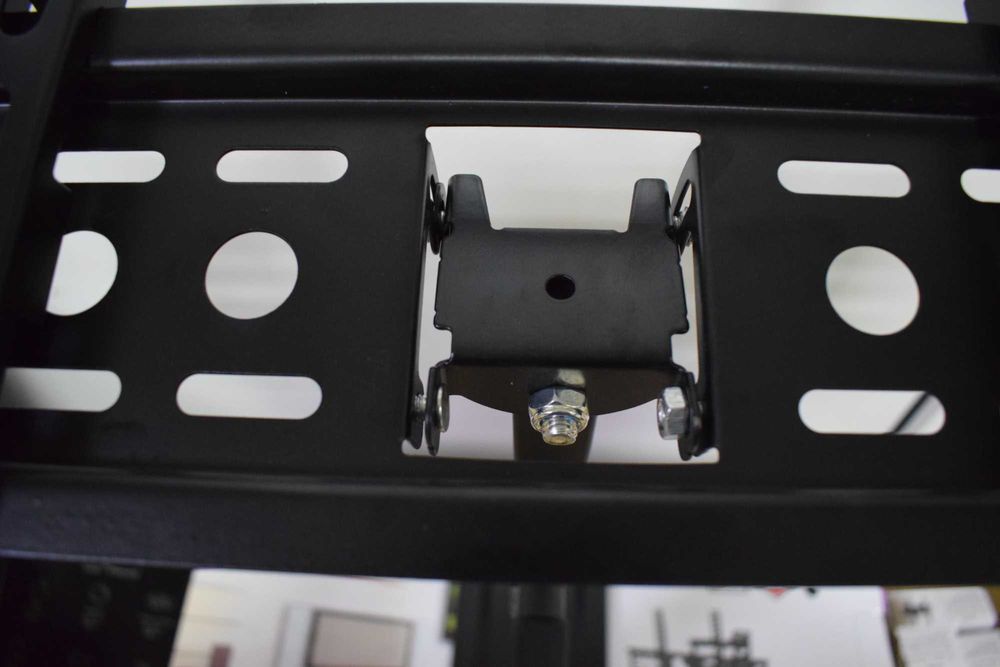 Наклоное крепление для телевизора к стене кронштейн 32-55