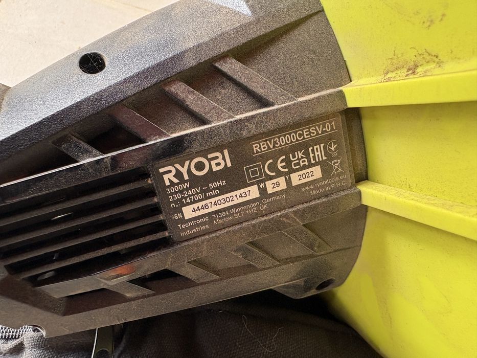 Aspirador soprador de folhas RYOBI RBV 3000CESV 3000W
