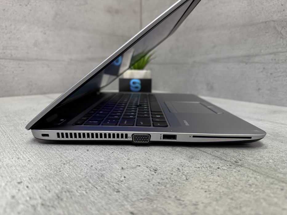 200gb ssd/8gb ddr4/Стильний ноутбук Hp Mt43/14"