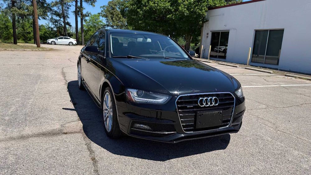 Audi A4      2015