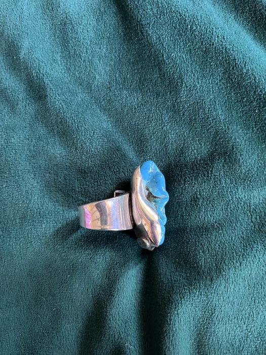 Srebrny pierscionek z duzym turkusem