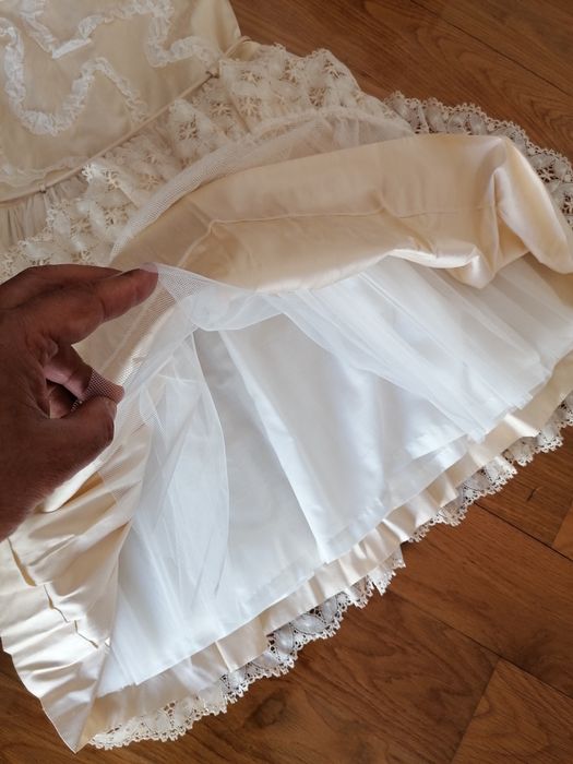 Vestido de comunhão 10 anos novo