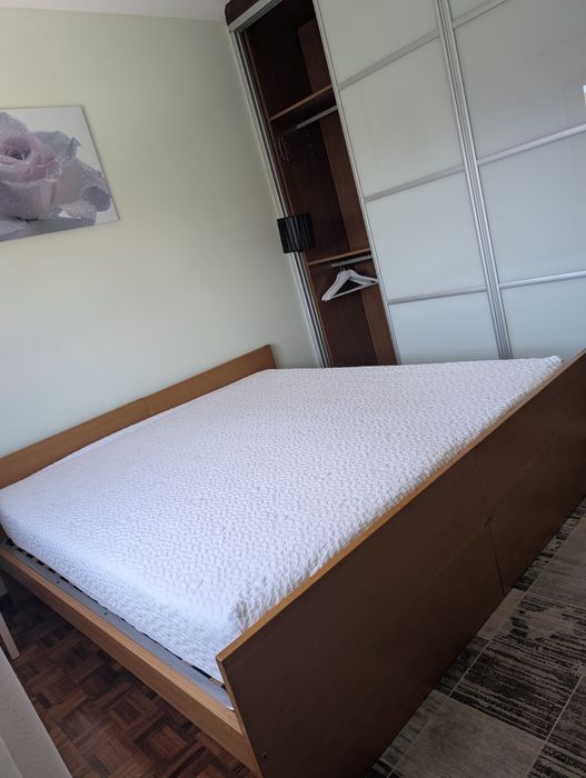 RESERVADAS 2 camas  solteiro iguais, oferta mesa cabeceira