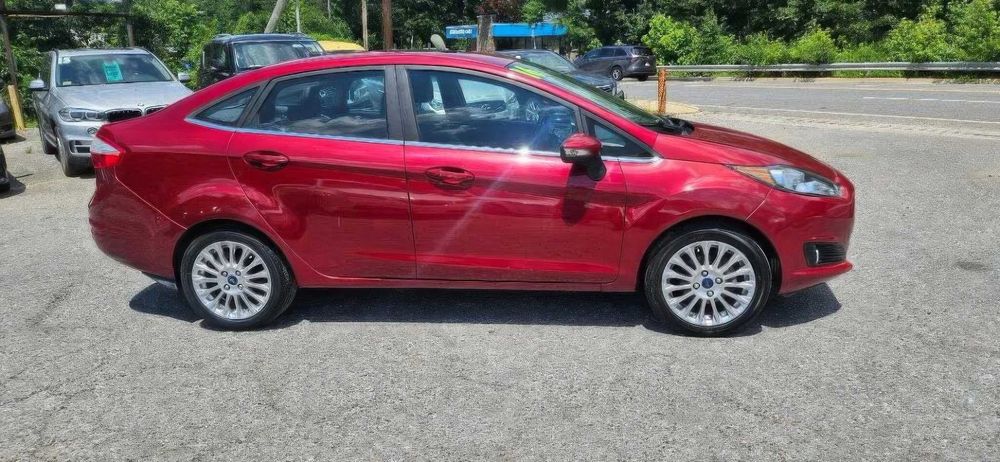 Ford Fiesta Titanium      2016