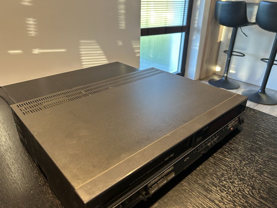 Magnetowid Hitachi VT-416E Pilot Uszkodzony Okazja