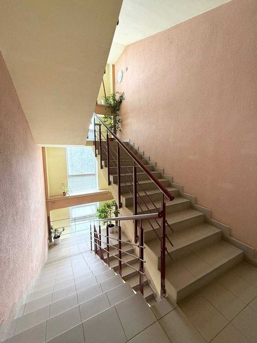 Сдам офис 45 кв.м. open space + кабинет. р-н Екатеринославского бул.
