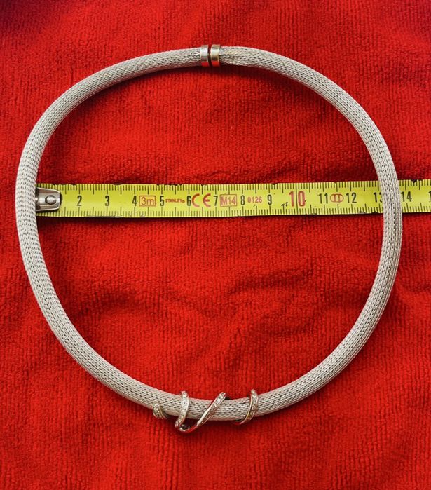 Gargantilha ouro branco 19.2k e 48 diamantes