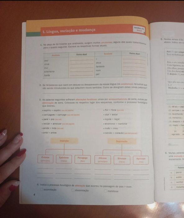 Caderno de atividades português 9° ano