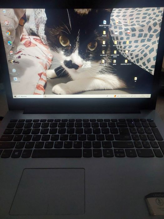 2x laptop - Acer + Lenovo