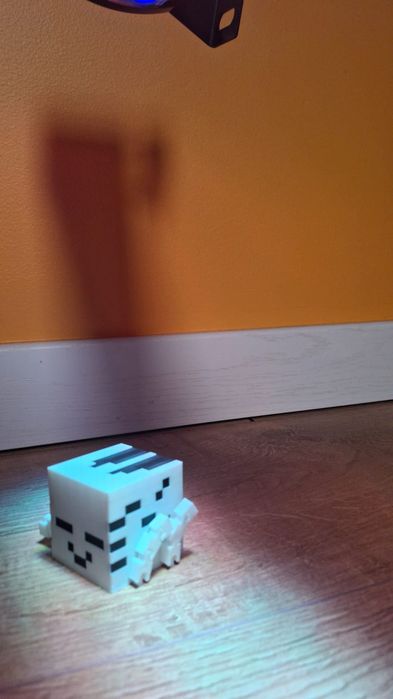 Figurka happy ghast z minecrafta. Wydruk 3D