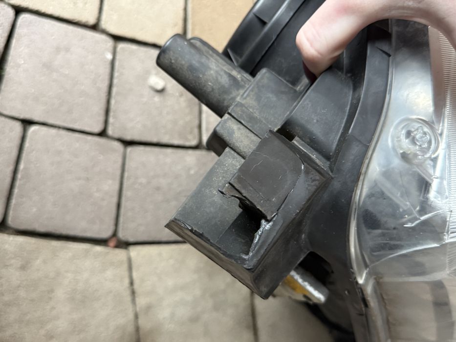 Ліва фара nissan qashqai j10