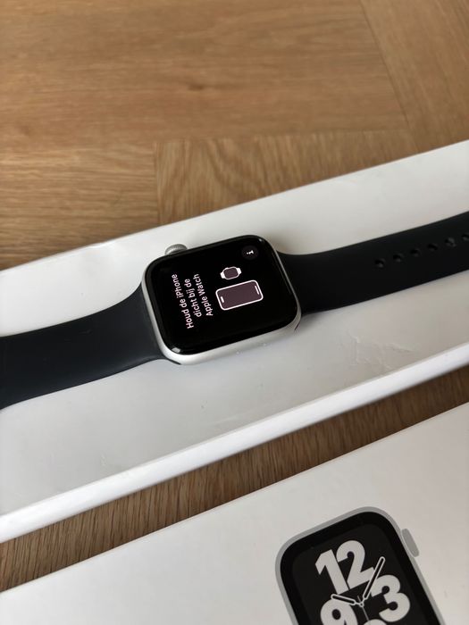 Idealny Apple Watch serii SE 44 mm SILVER PERFEKCYJNY!