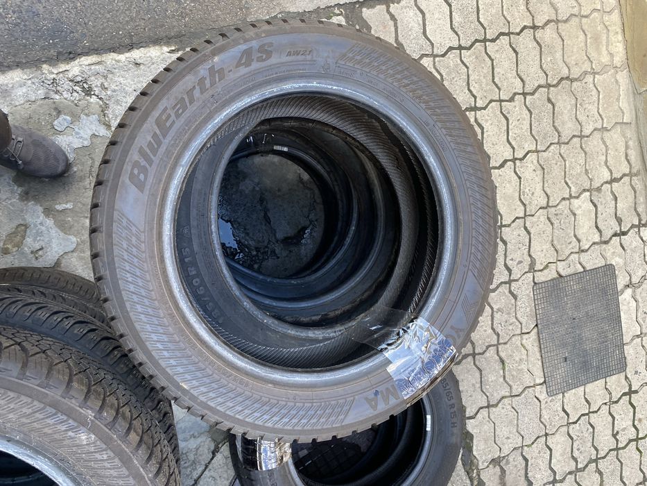 Шини 185 55R15 86H. Yokohama BluEarth-4S