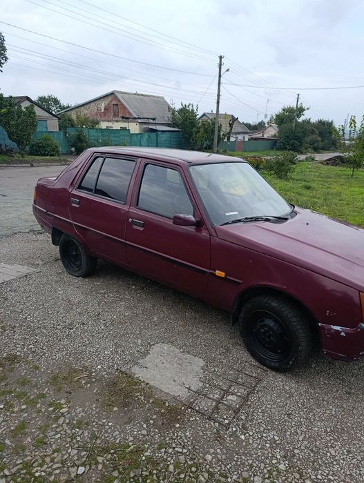 Продам Славуту 2004г