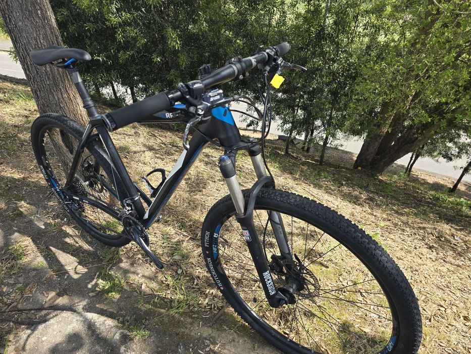 Btt 29 xl com rock shox a ar