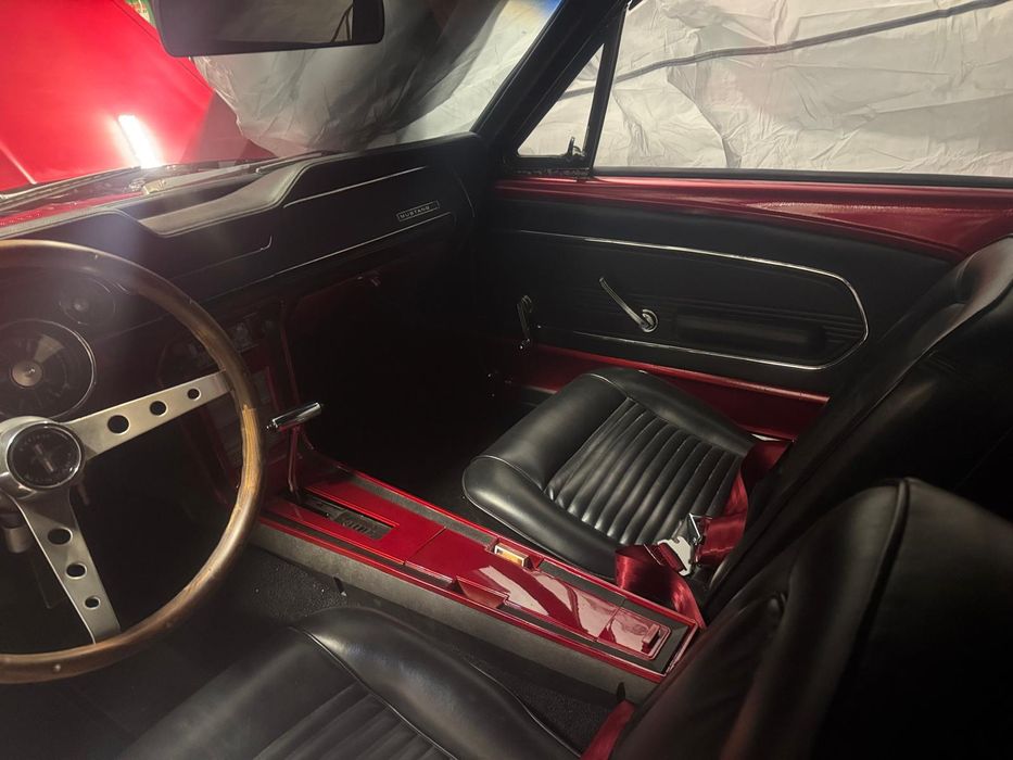 Ford Mustang coupe V8