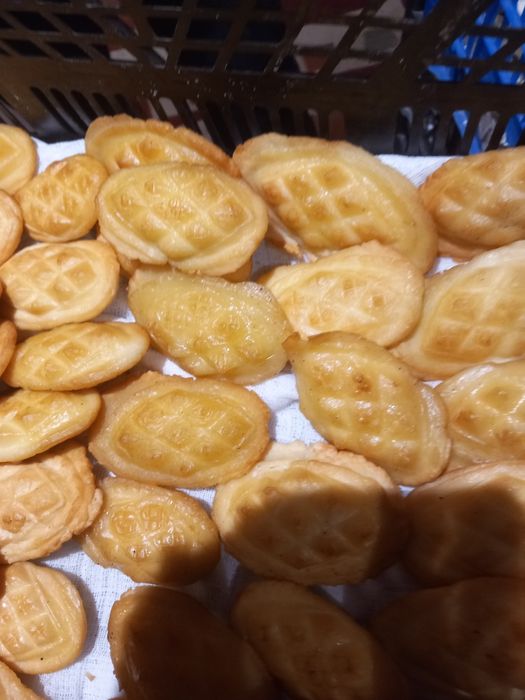 Zdrowe mleko od krowy i oszczypki
