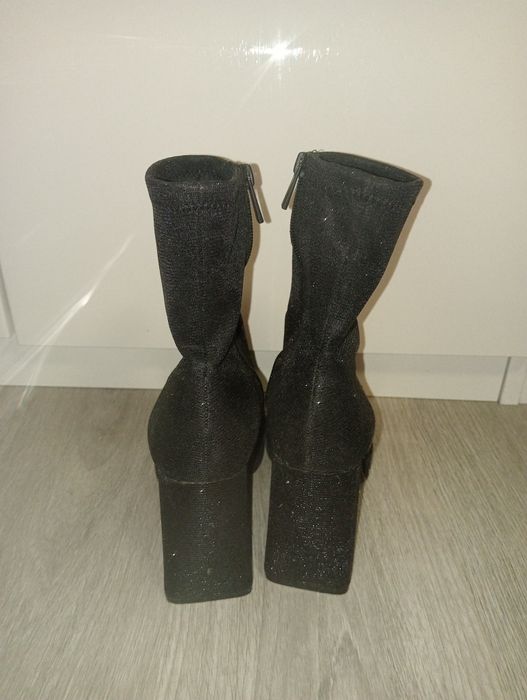 Sapato de salto alto