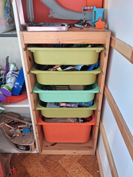 Estante IKEA Trofast 30x44x90 cm