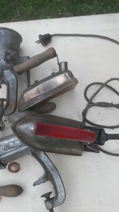 Starocie . Wykopki strychowe.