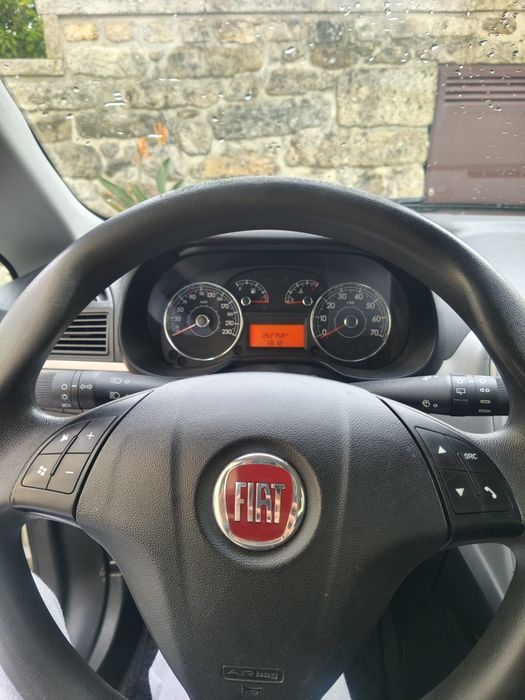 Fiat Grande Punto 2013