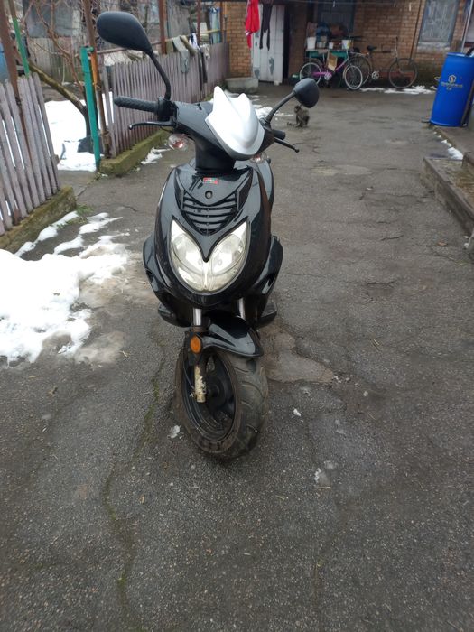 Продам скутер LEOPARD