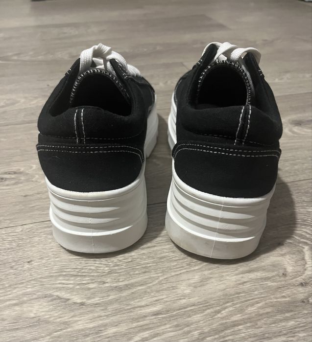 Текстильні кеди на високій підошві