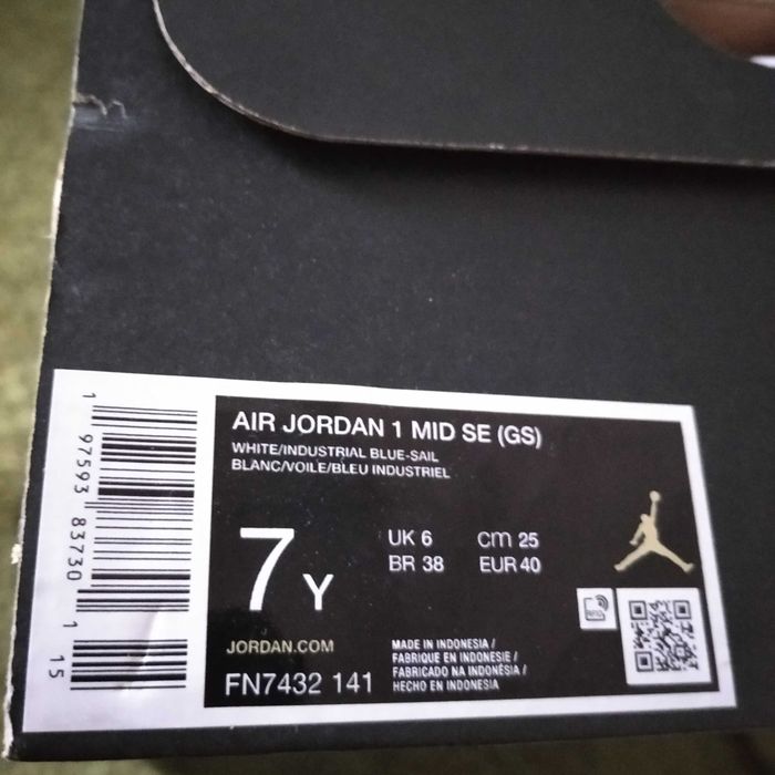 Buty Jordan, rozmiar 40