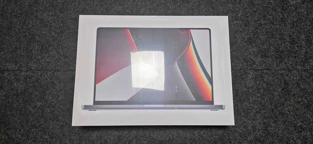 Laptop APPLE MacBook Pro 16 M1 Pro 16GB/512GB SSD/macOS Gwiezdna Szarość MK183ZE/A MediaMarkt Olsztyn