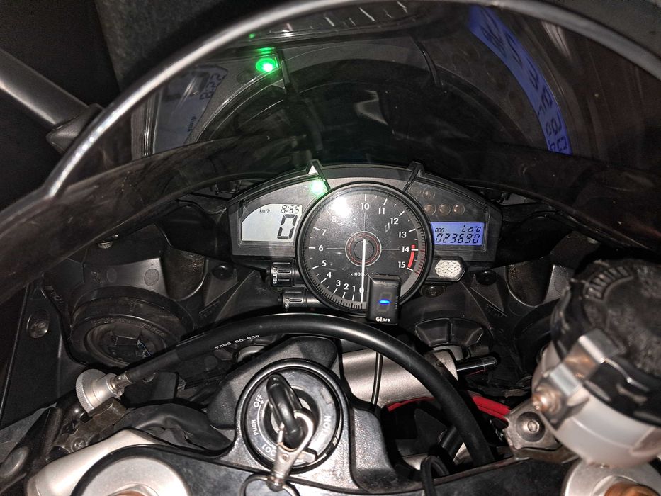yamaha r1 rn19  dominator