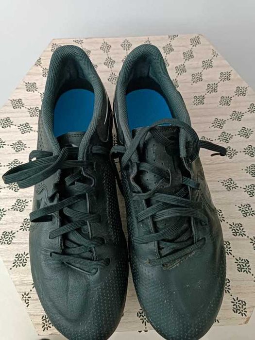 Nike Tiempo Legend