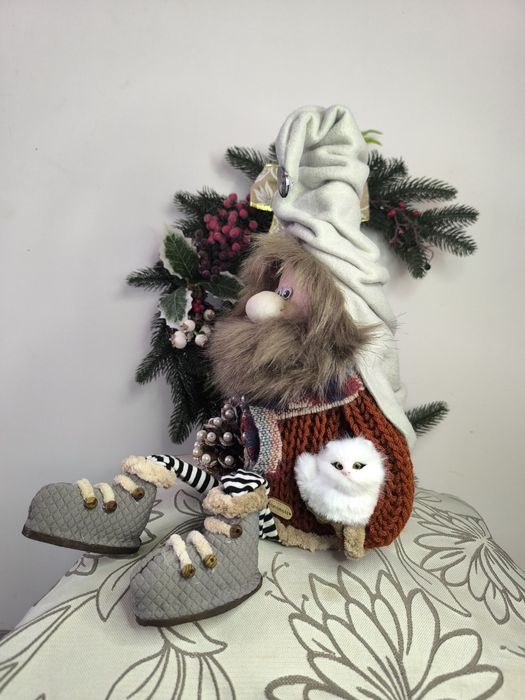 Знайомтесь, це Бйорн — інтер’єрна лялька ручної роботи.