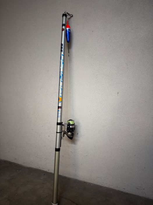 Cana de pesca à boia