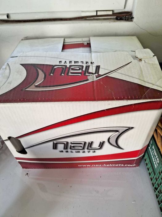 2 Capacetes NAU iguais