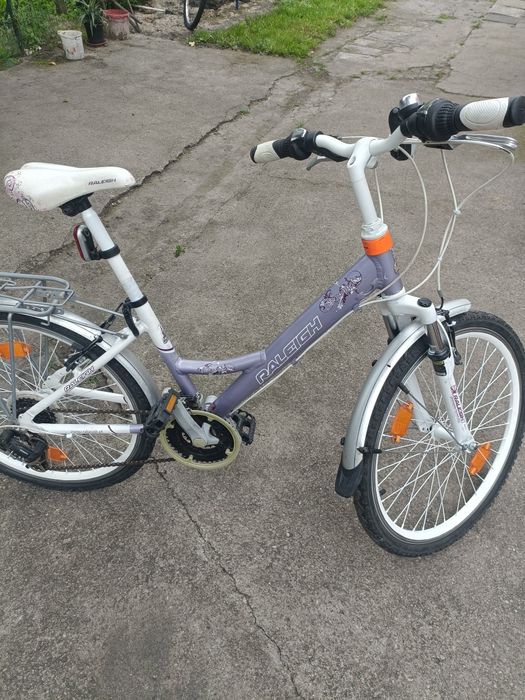 Młodzieżowy rower dla dziewczynki