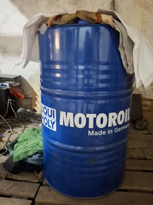 Продам бочку 200л.б/у