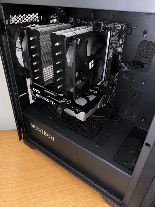 PC GAMING HIGH-END | Ryzen 7 7800X3D + RTX 5060 + MONITOR 240Hz