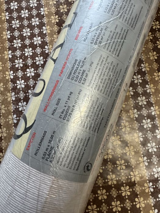 Tapeta scienna w rolkach