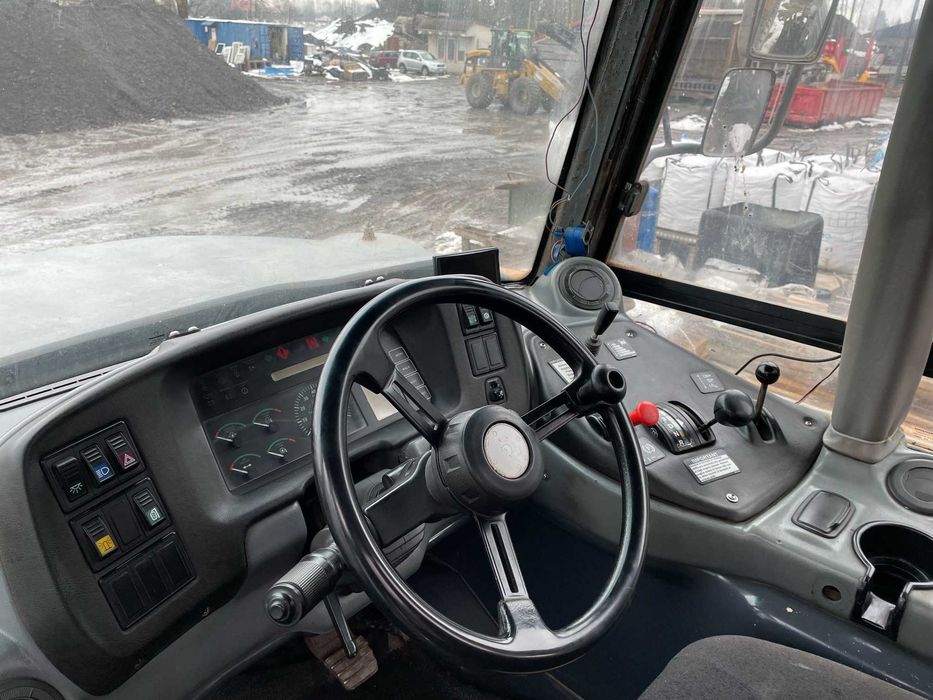 Wozidło budowlane Bell B250 6x6