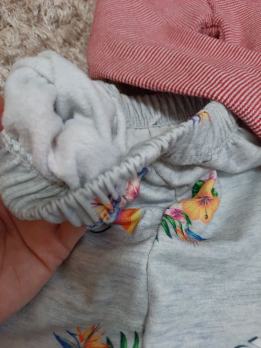 Тепленькі речі на дівчинку 7-9 років, одним лотом