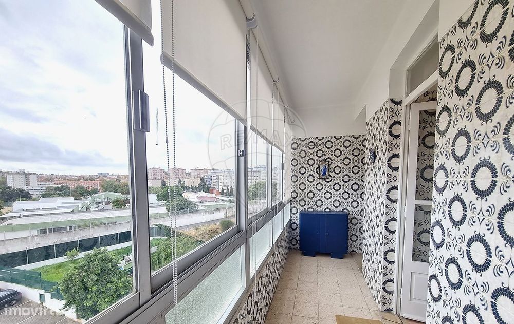 Apartamento T4 para arrendamento